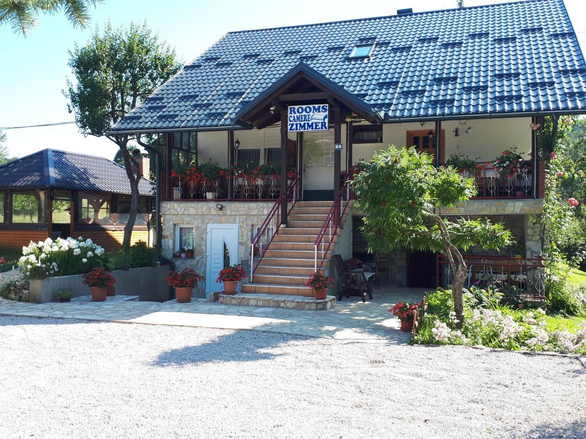 Guest House Family Varda Plitvice Lakes Plitvicka Jezera Luaran gambar